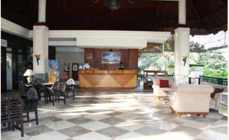 Ciputra Golf, Club & Hotel Surabaja Interiér fotografie