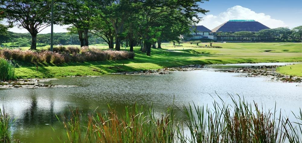 Ciputra Golf, Club & Hotel Surabaja Exteriér fotografie